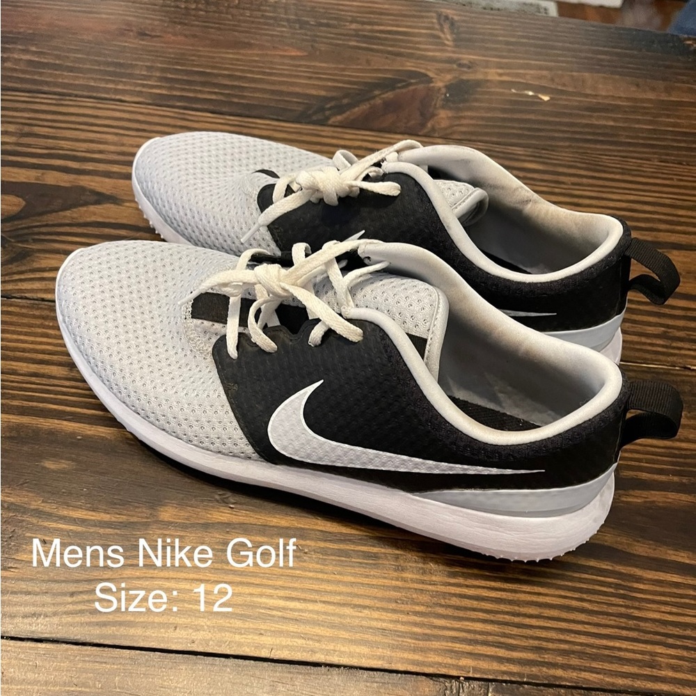 Men’s Nike Golf Shoe Roshe G Low - Size: 12